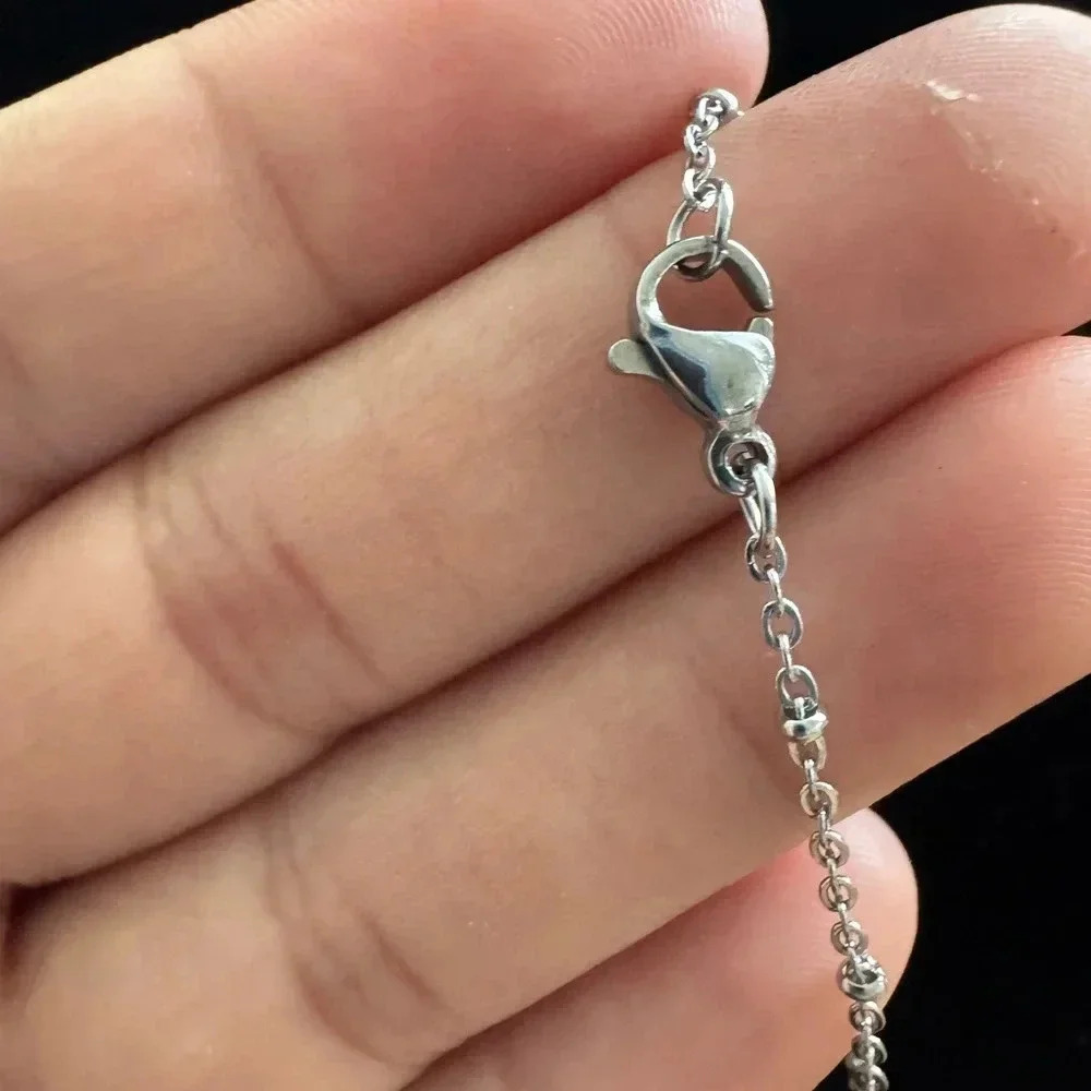 Edgy Butterfly pensante Necklace - Picture 7 of 8